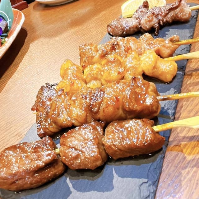 牛ホルモンと鮮魚 牛富屋 - サブ画像3