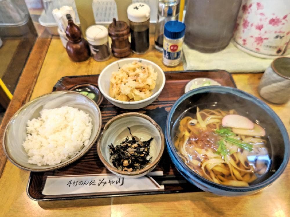 手打めん処 みや川