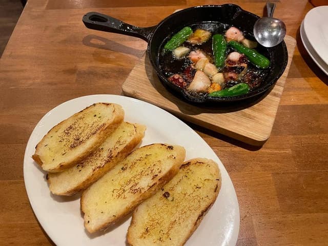 Friendly Dining Bar - サブ画像1