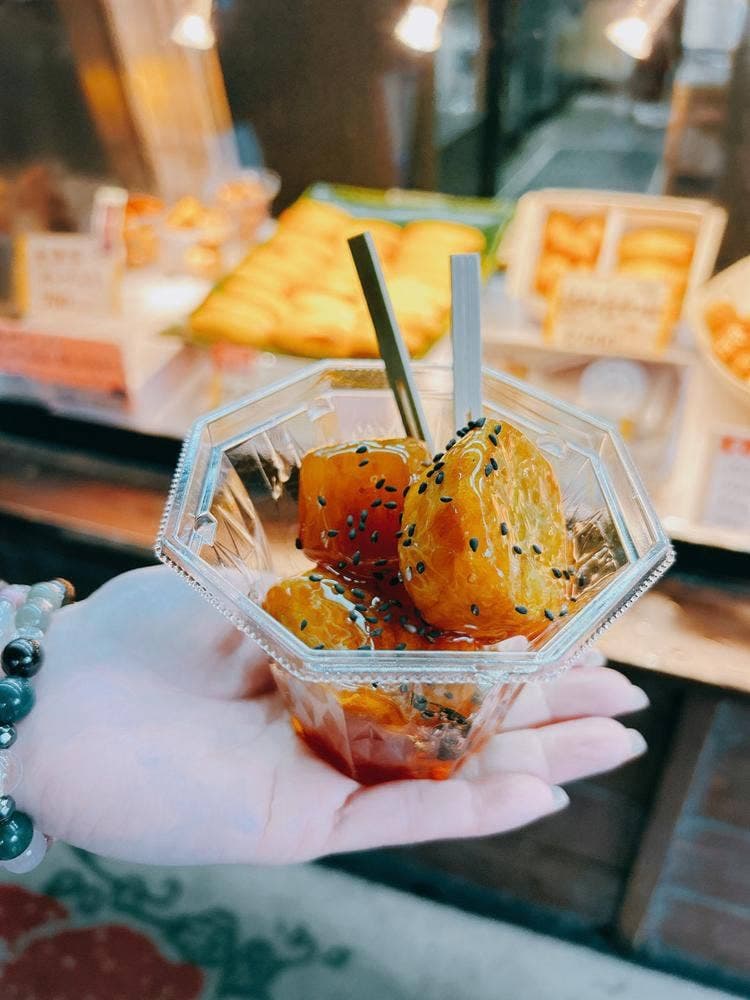 おいもやさん 興伸 浅草伝法院東通店