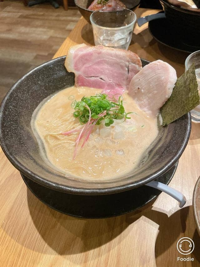 極み鶏そば 鶏と麦ときどき豚 - サブ画像3