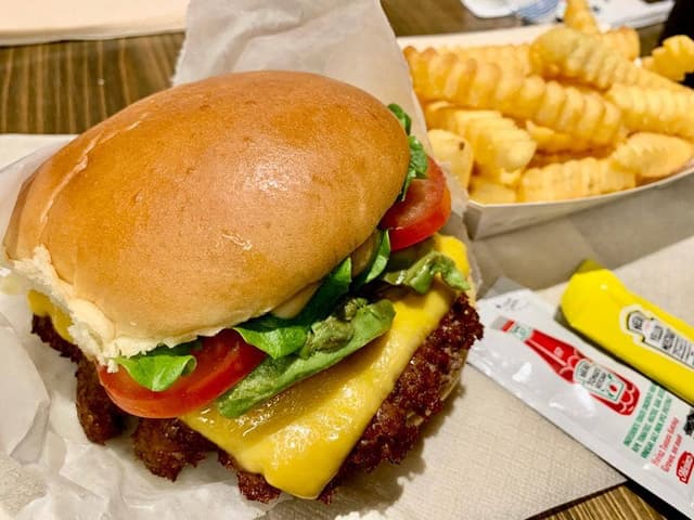 シェイクシャック 東京ドーム店 - サブ画像1