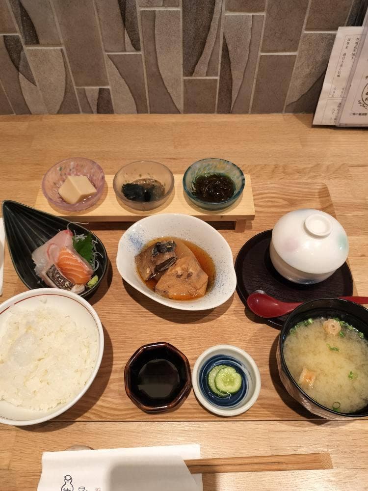 くずし割烹 小町