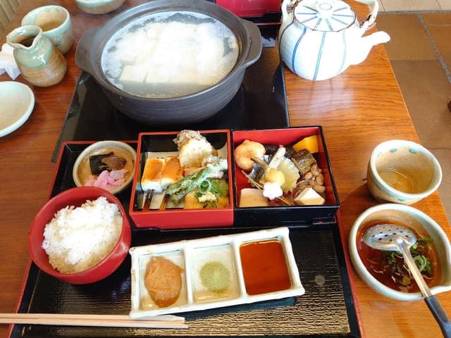 清水順正 おかべ家 - サブ画像1