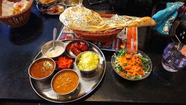 インドレストラン フルバリ 橋場店 - サブ画像1