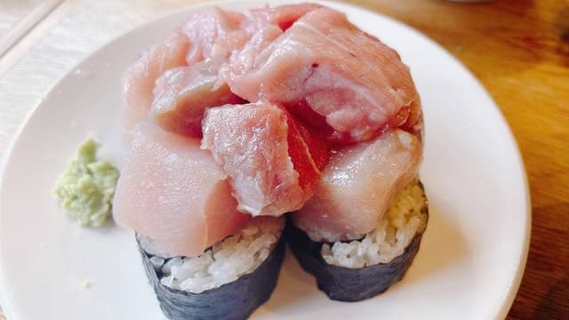 鮨 あて巻き スシンジュク ほぼ新宿のれん街 - サブ画像1