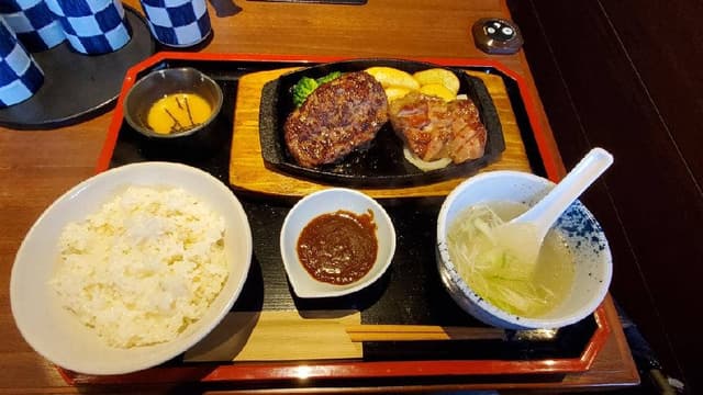 牛たん焼き 仙台辺見 新所沢店 - サブ画像1