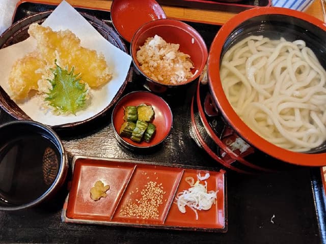 館林うどん うどん本丸 - サブ画像2