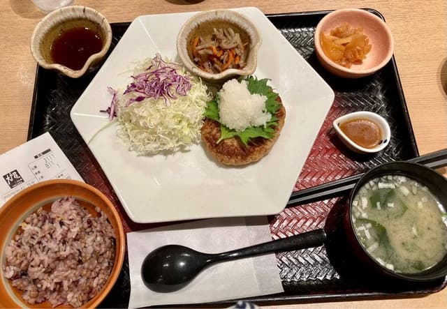 大戸屋ごはん処 赤坂見附店 - サブ画像1