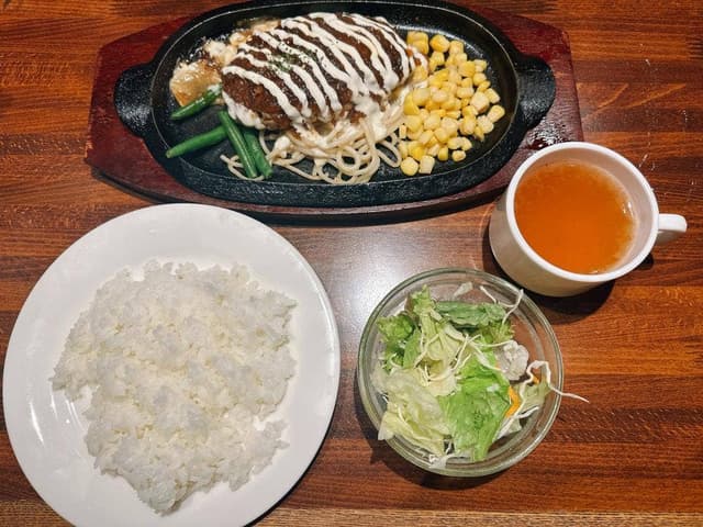 くいしんぼ 本厚木さつき通り店 - サブ画像1