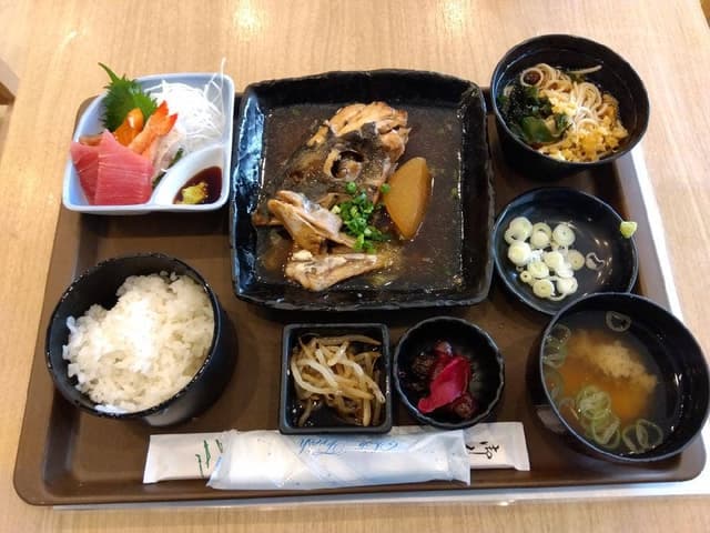 横浜市場食堂かねせい - サブ画像1