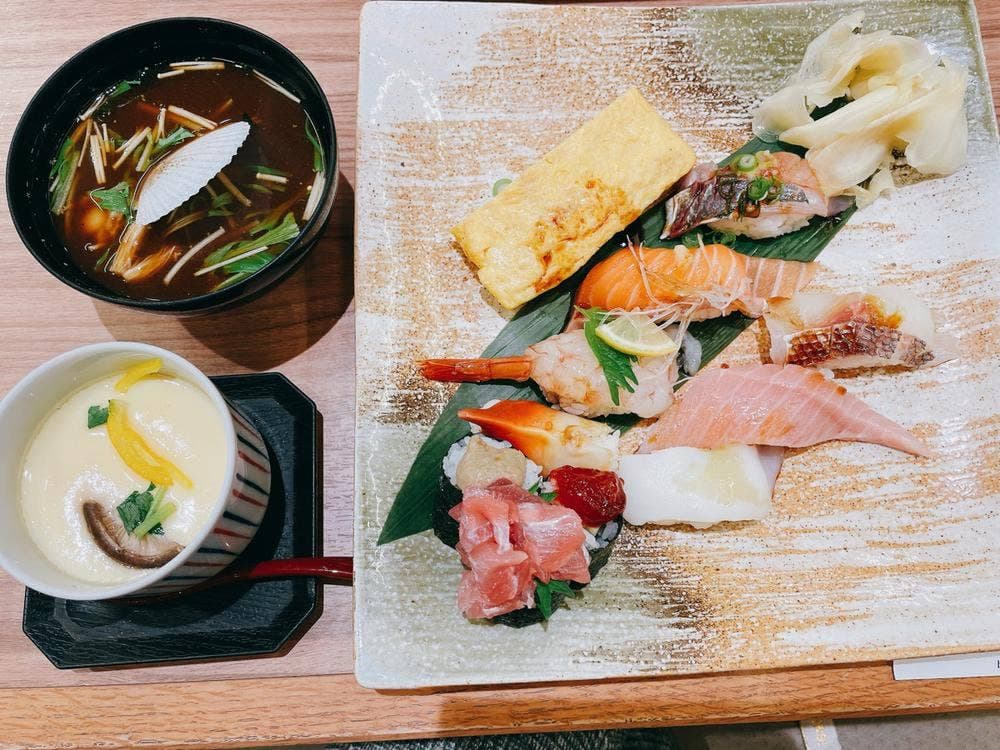 さんきゅう 御所南店