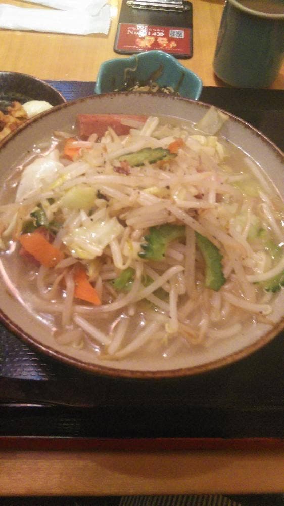 沖縄家庭料理と泡盛 島ぬ風 - サブ画像3
