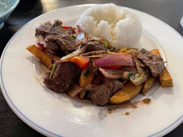 Latin Gastro Bar Raices - サブ画像1
