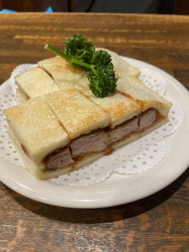 ニューアストリア - サブ画像3