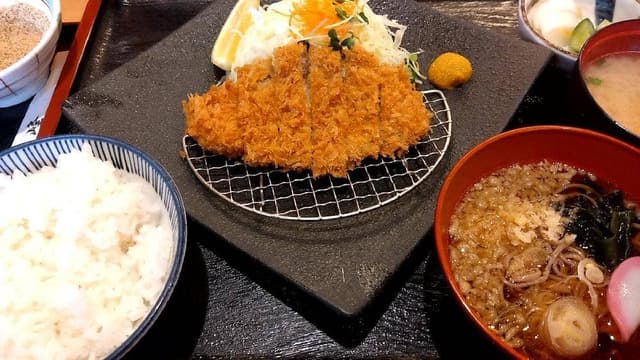 とんかつ みつみね - サブ画像3