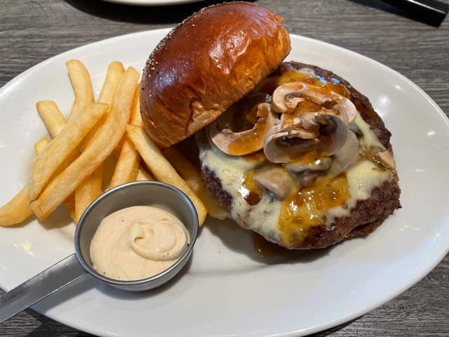 モスプレミアム 桜木町クロスゲート店 - サブ画像3