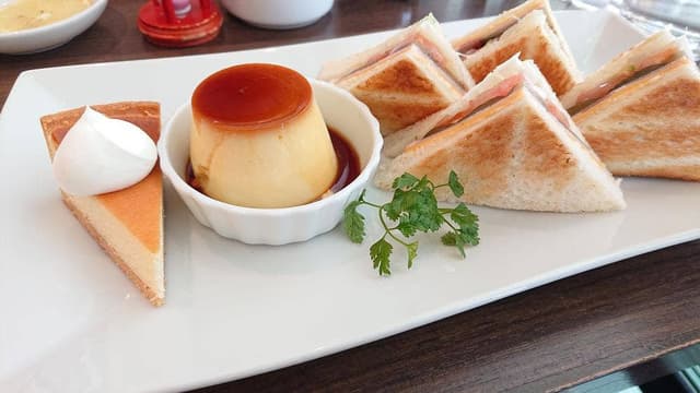 カフェモロゾフ 明石ビブレ店 - サブ画像1