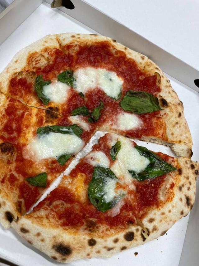 本格石窯焼PIZZA Napoli's 赤坂一ツ木通り店 - サブ画像1