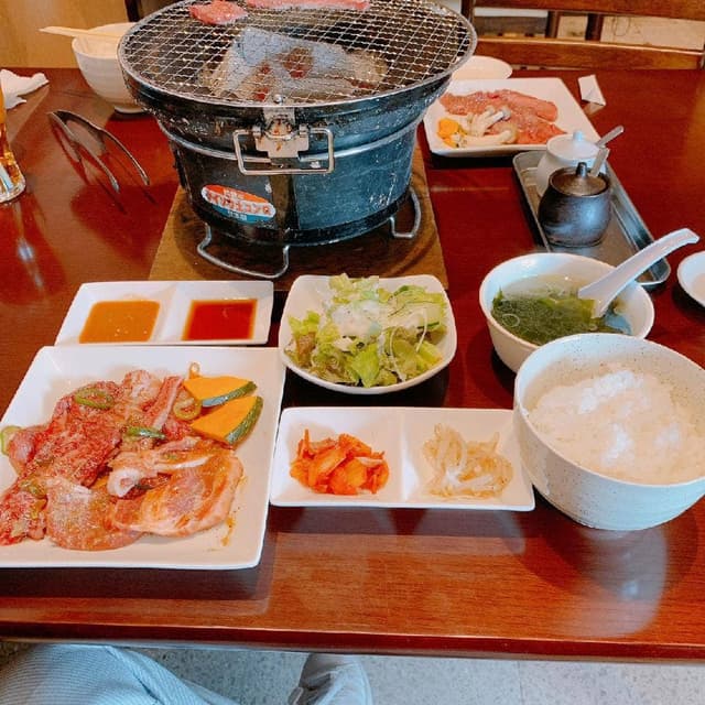 炭火焼肉 ともじ - サブ画像3