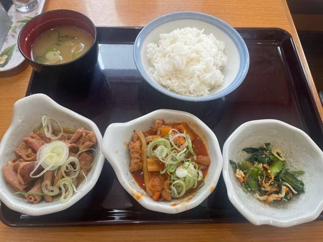 山田うどん 氷川町店 - サブ画像1