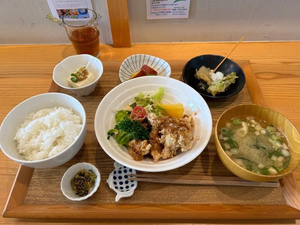 小さな食卓 フラココ