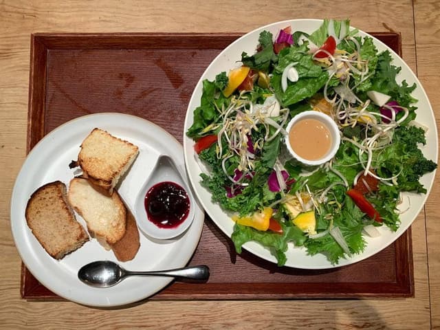 農家の台所くにたちファーム 新宿3丁目店 - サブ画像1