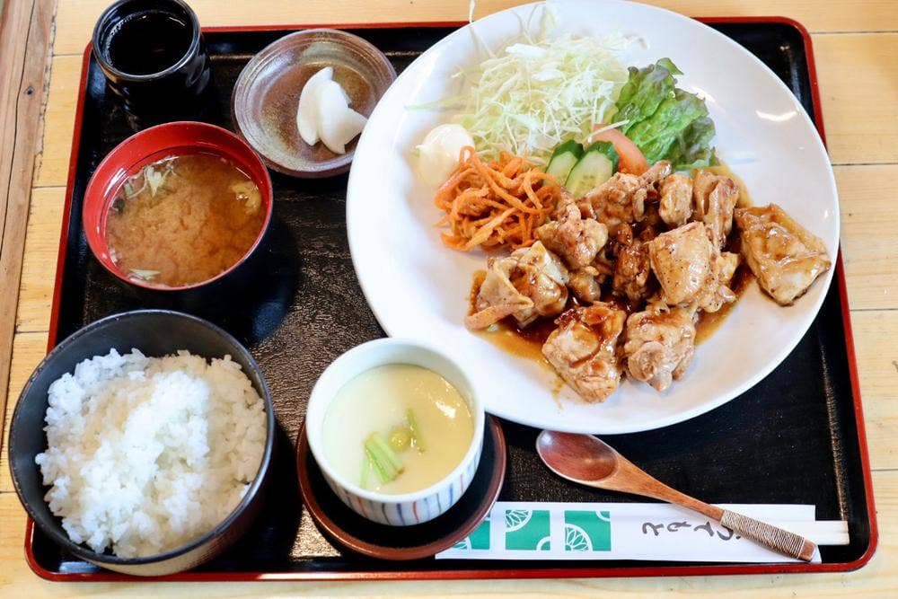 山びこ