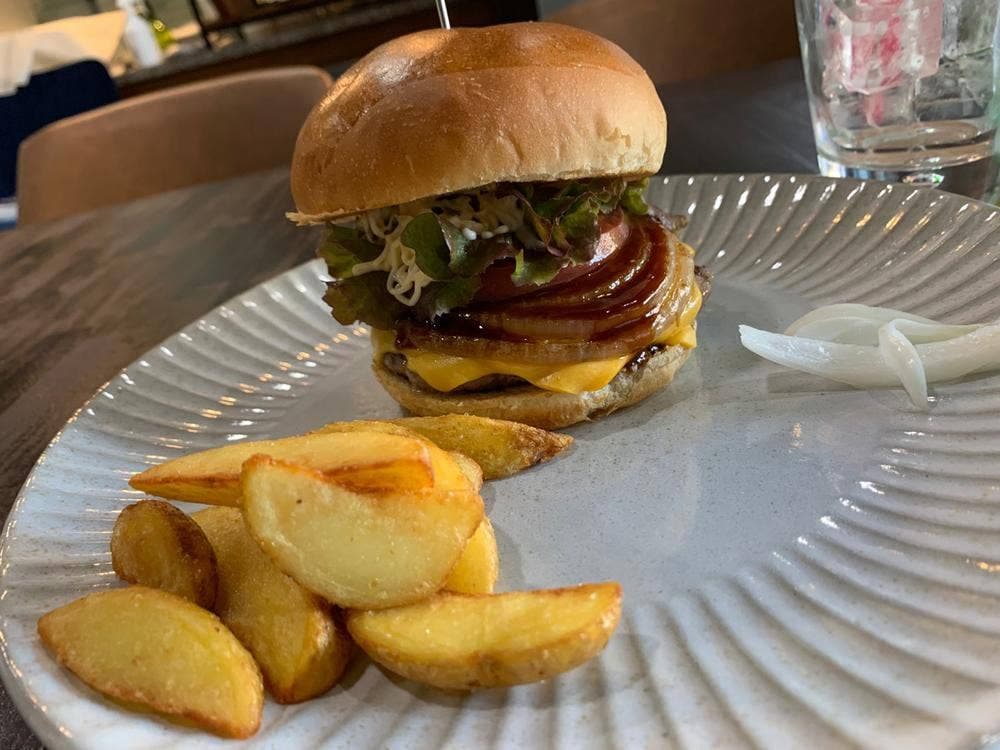 淡路島バーガー 貝塚店