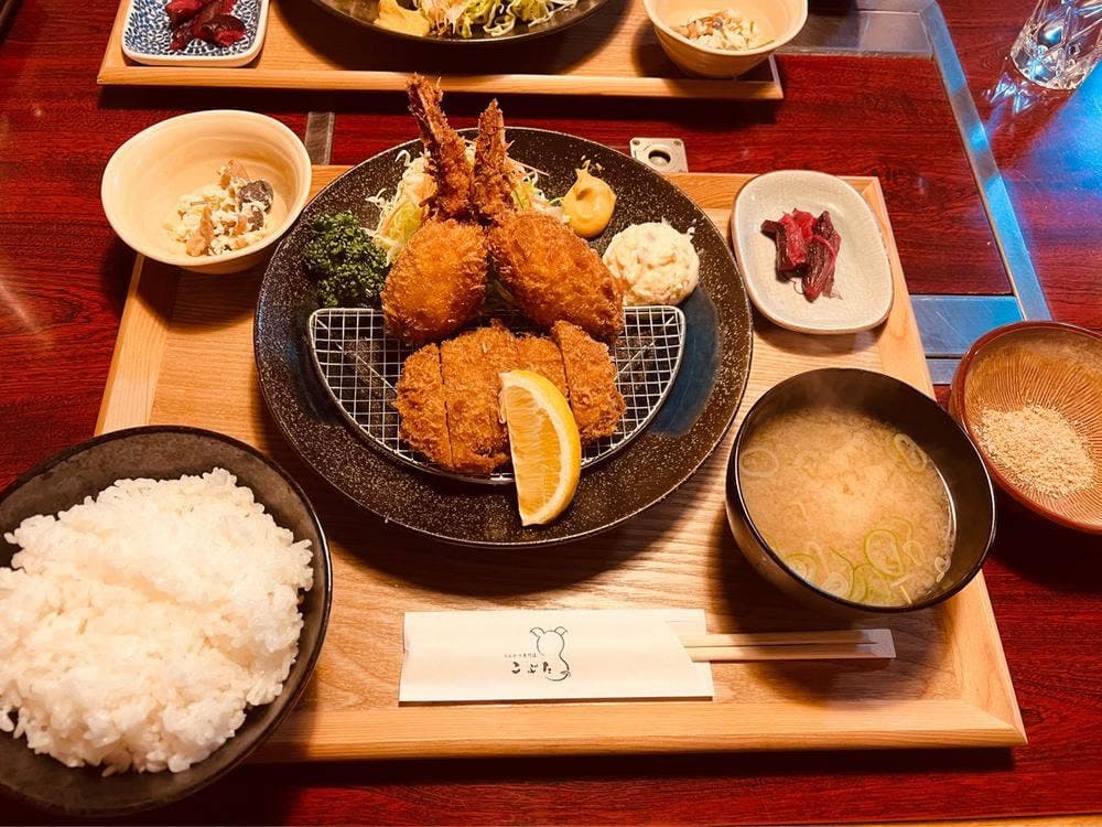 とんかつ専門店 こぶた