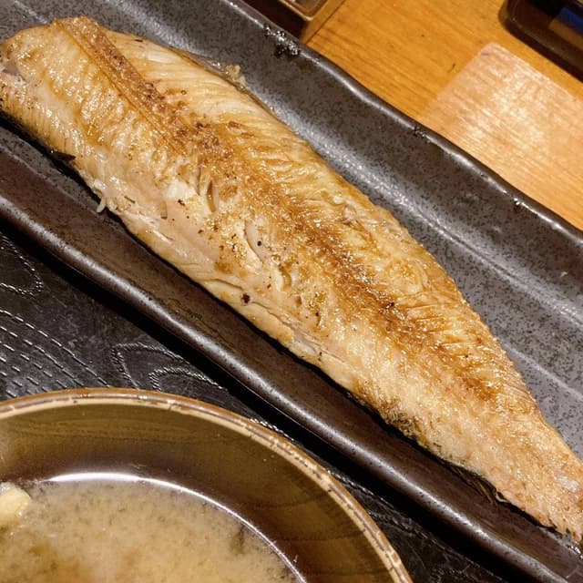 炭火焼干物定食 しんぱち食堂 田町店 - サブ画像2