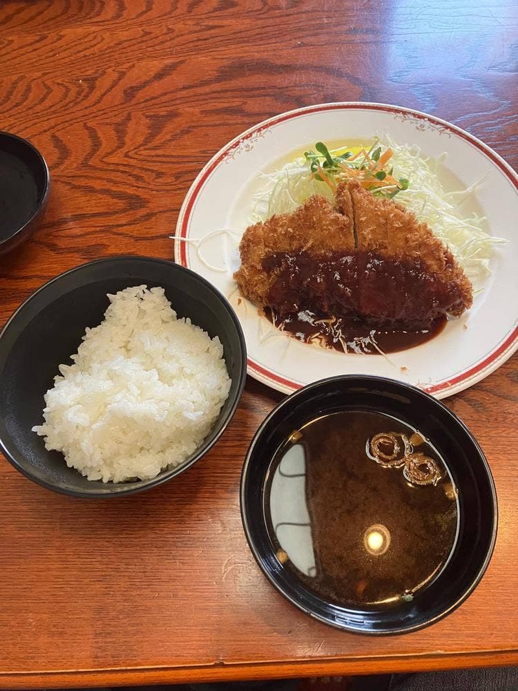 とんかつの山岡