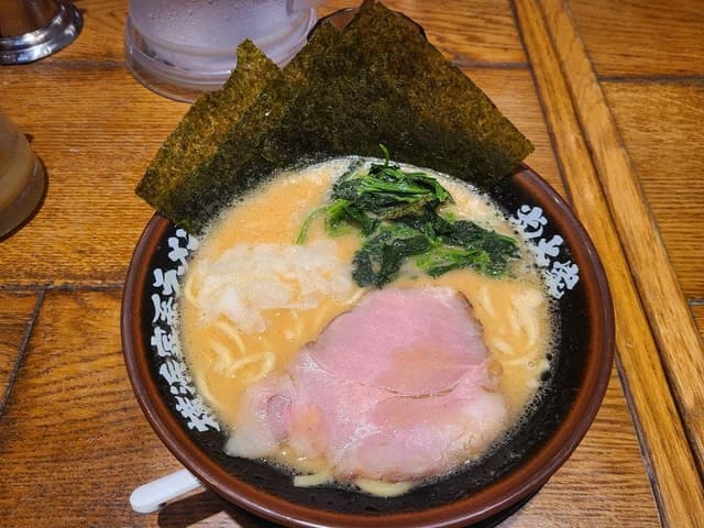 横浜家系ラーメン光大家 三宮店 - サブ画像1