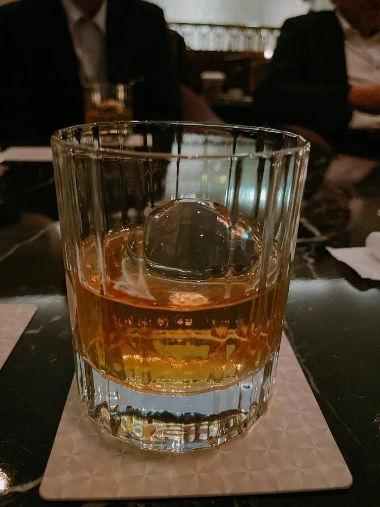 スカイラウンジ ベイ・ビュー 横浜ベイシェラトン ホテル&タワーズ