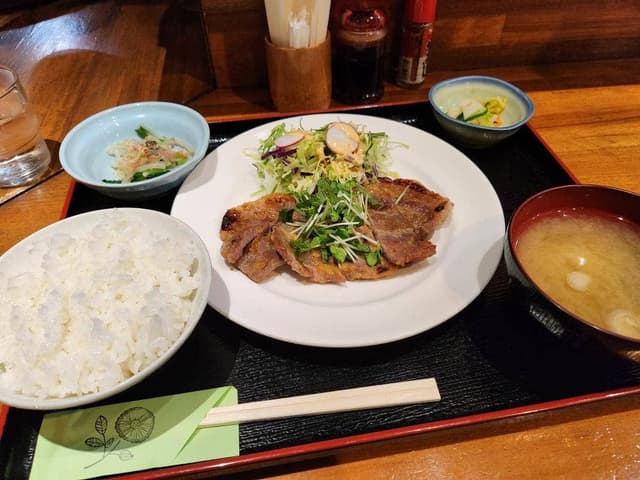 樹の下で - サブ画像2