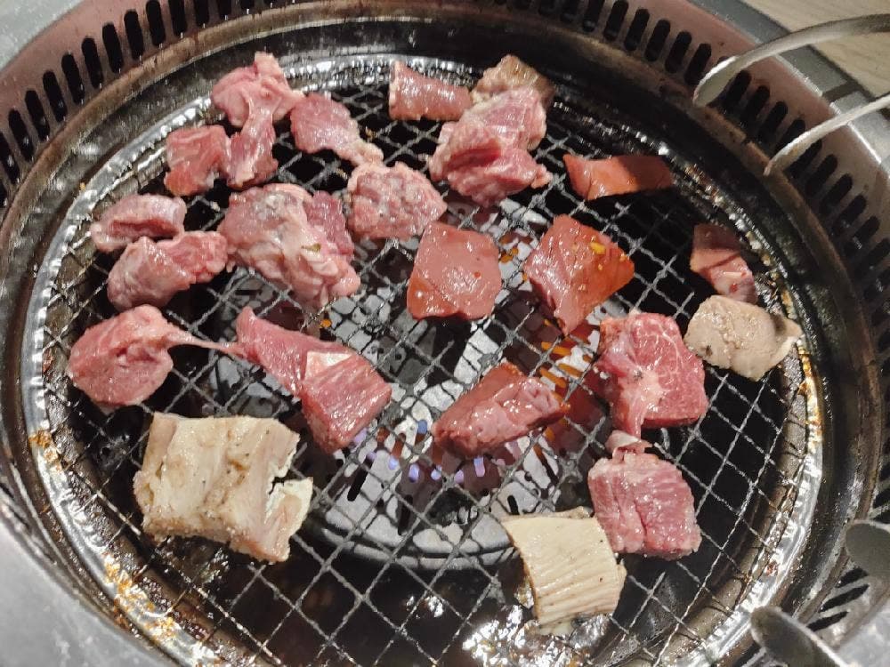 ホルモン焼肉縁 新宿歌舞伎町店