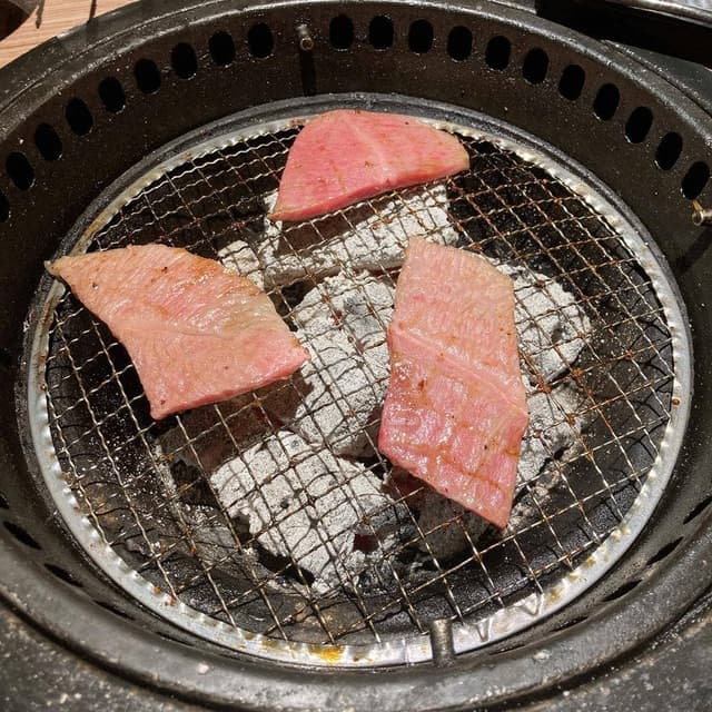 肉と日本酒 - サブ画像1