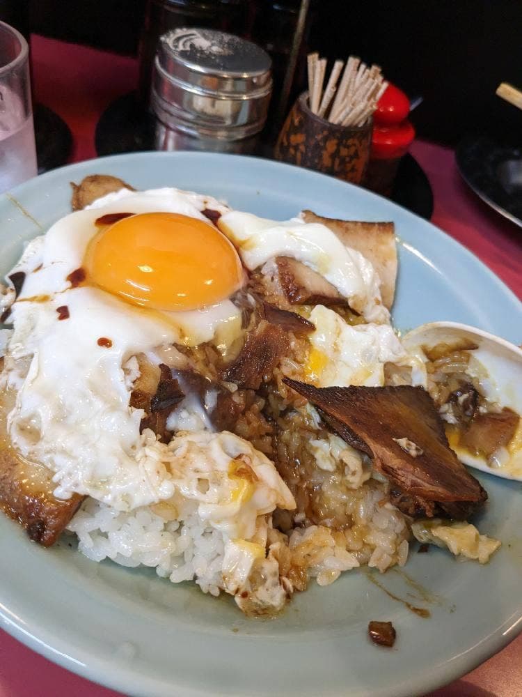 梁山泊共栄町店