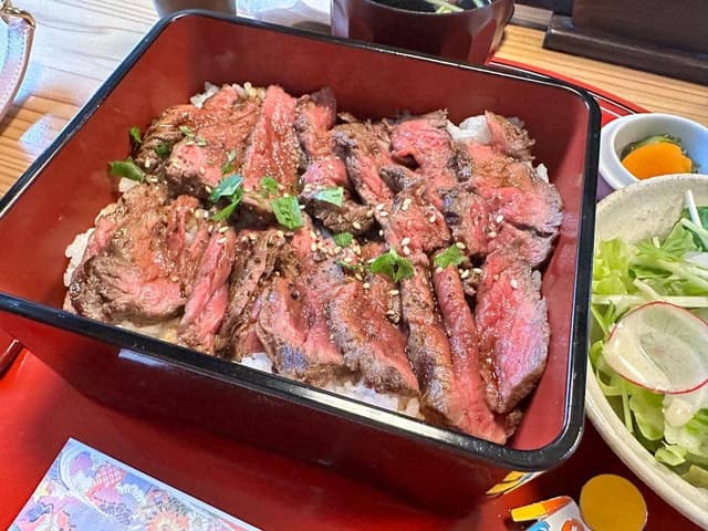 国産牛ステーキ重 ささ季 - サブ画像1