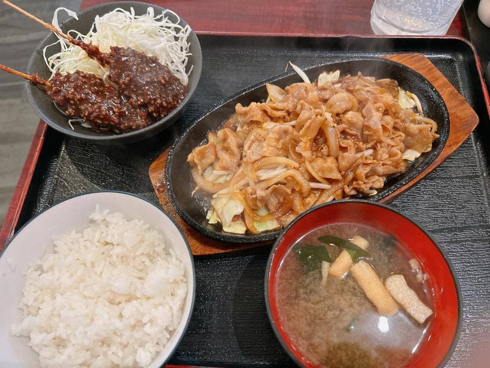 ごはん屋 七ふく