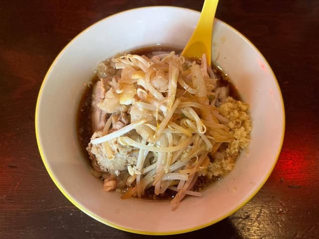 ラーメンイエロー 新宿御苑前店 - サブ画像2
