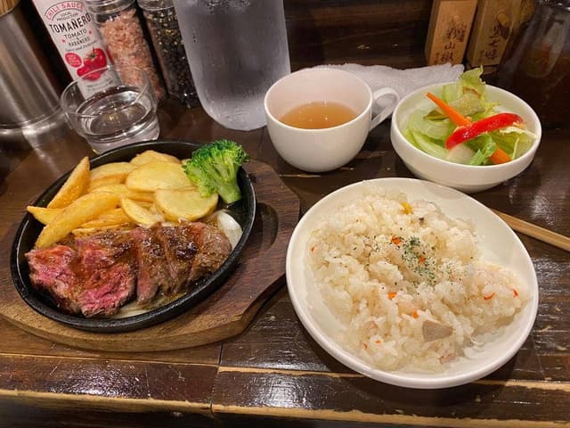 神戸牛ステーキ&ハンバーグ カミシゲ - サブ画像3