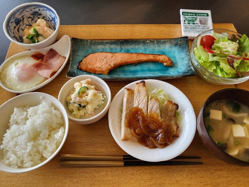 ホテル アリヴィオ 朝食会場