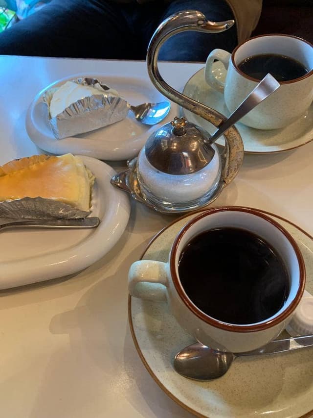 チーズケーキのチロル 大通店 - サブ画像2