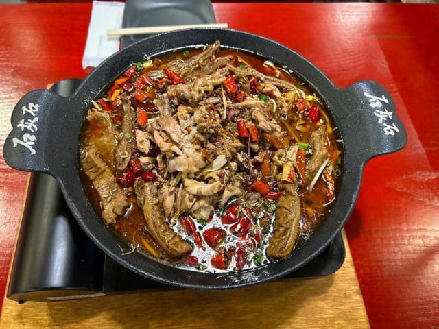 石灰石焼鶏公 丸鳥鍋 - サブ画像1