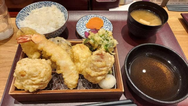 天ぷら 天寅 新風館 - サブ画像2