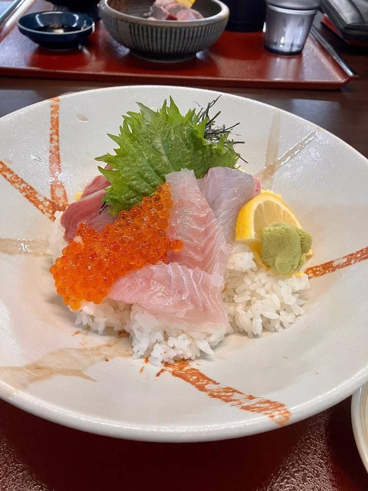 北灘漁協直送 とれたて食堂