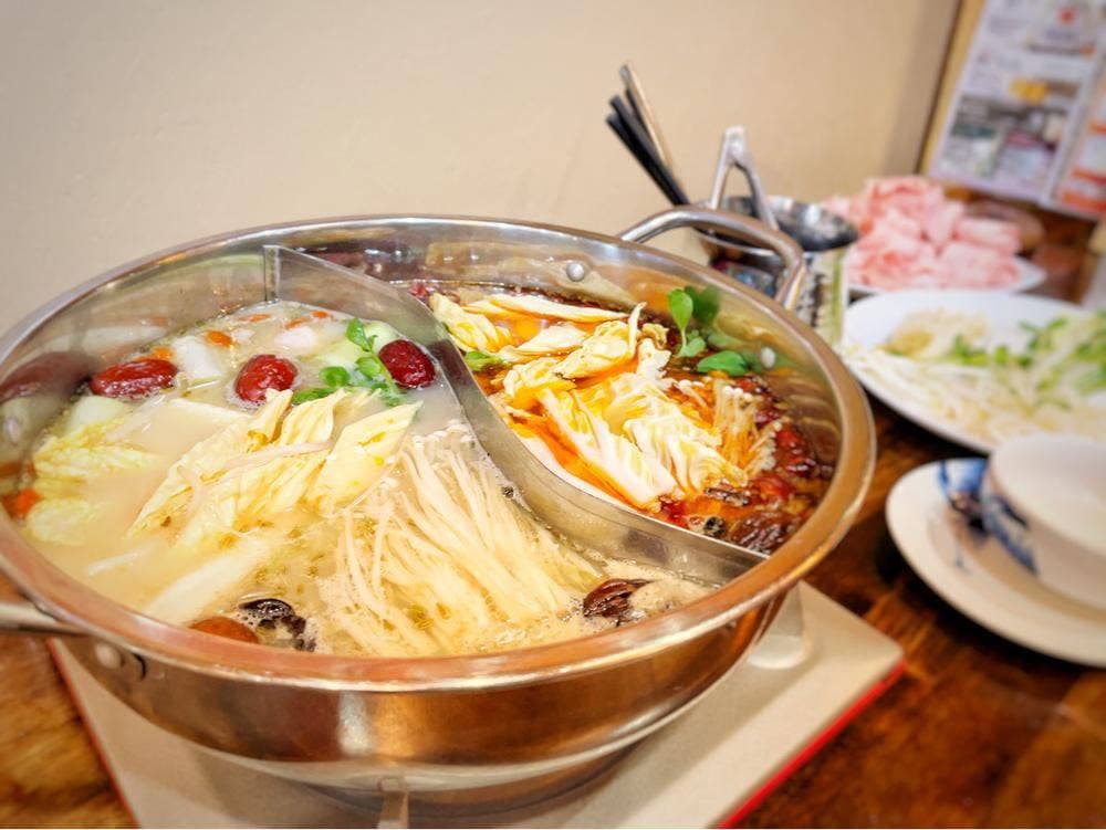 本格中華薬膳火鍋源 MINAMOTO