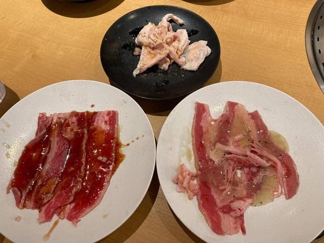 焼肉きんぐ 生田川店 - サブ画像1