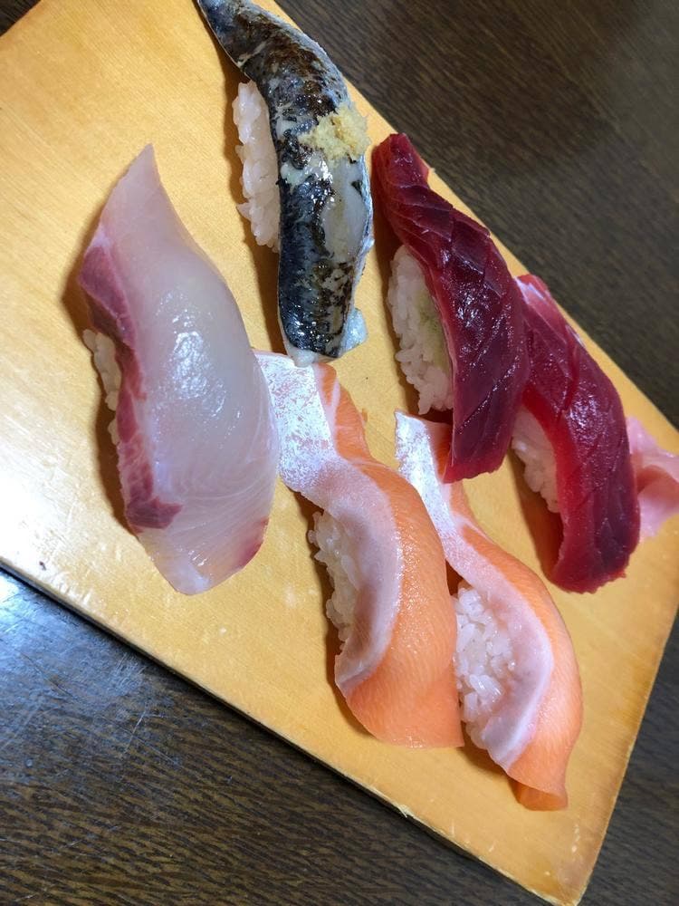 天平寿し
